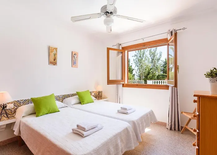 Olivera Villa Son Bou